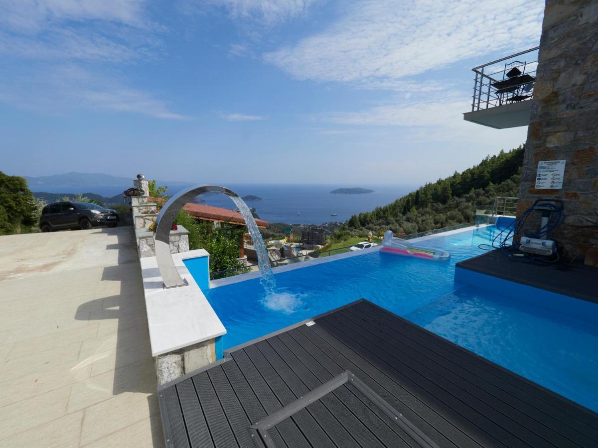 Sky Sea Resort Skiathos Buitenkant foto