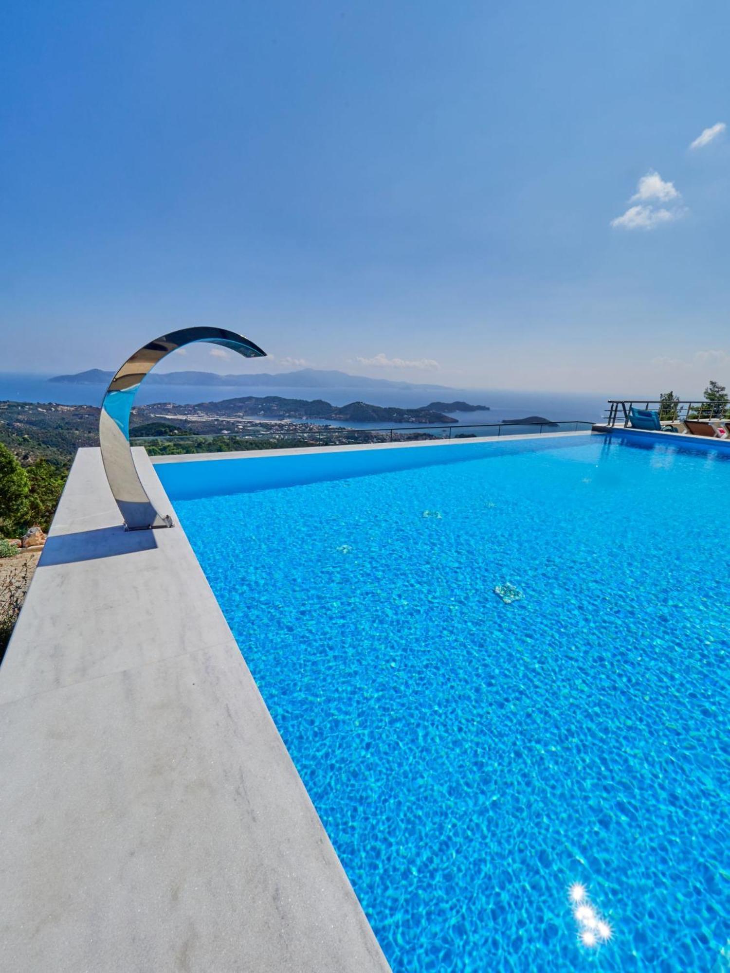 Sky Sea Resort Skiathos Buitenkant foto