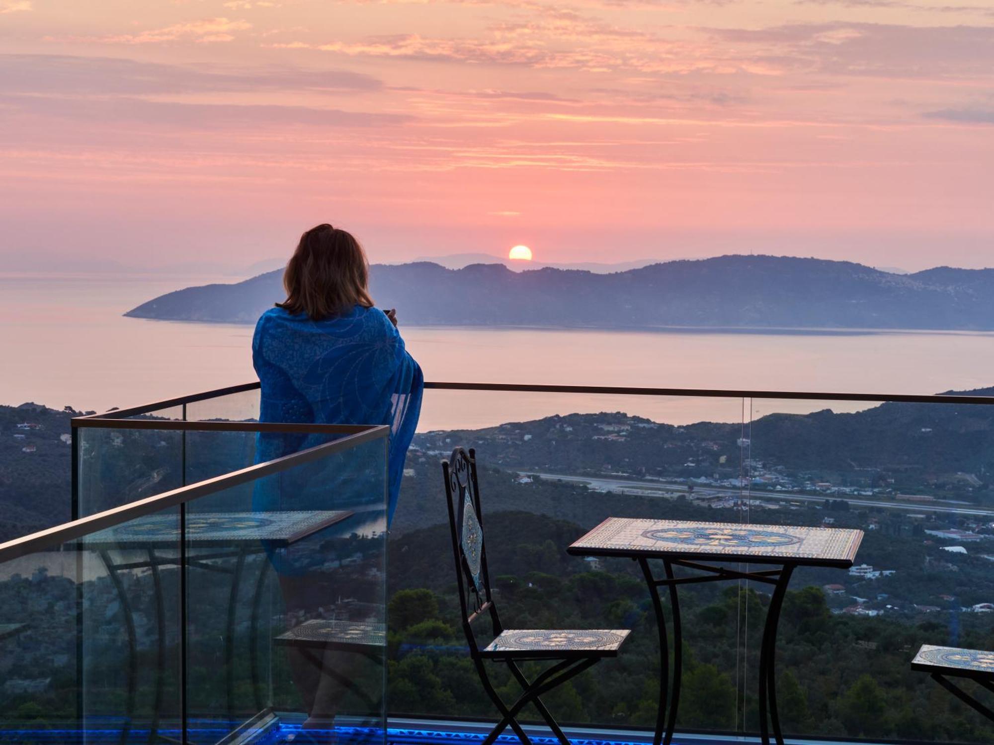 Sky Sea Resort Skiathos Buitenkant foto