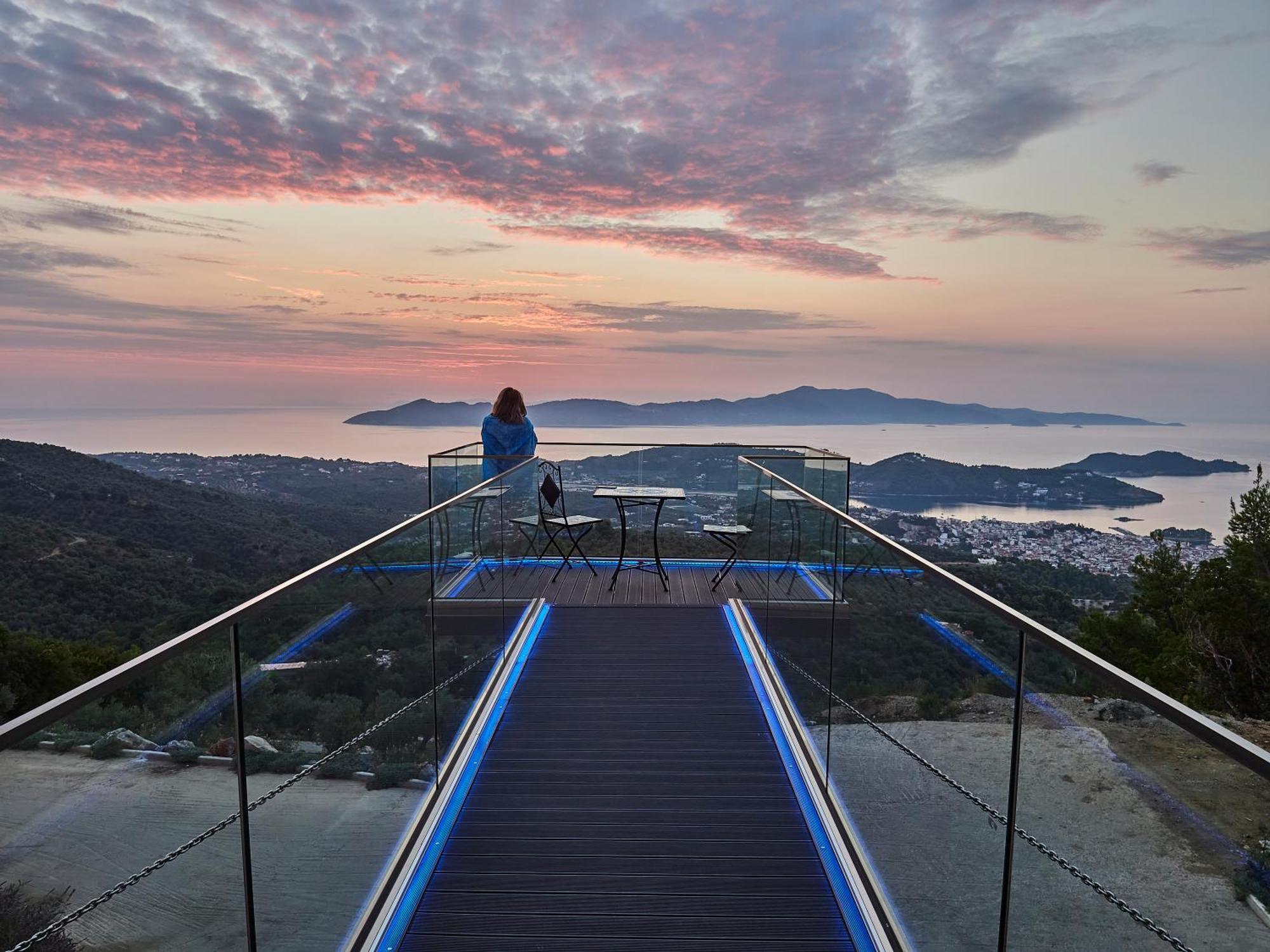 Sky Sea Resort Skiathos Buitenkant foto