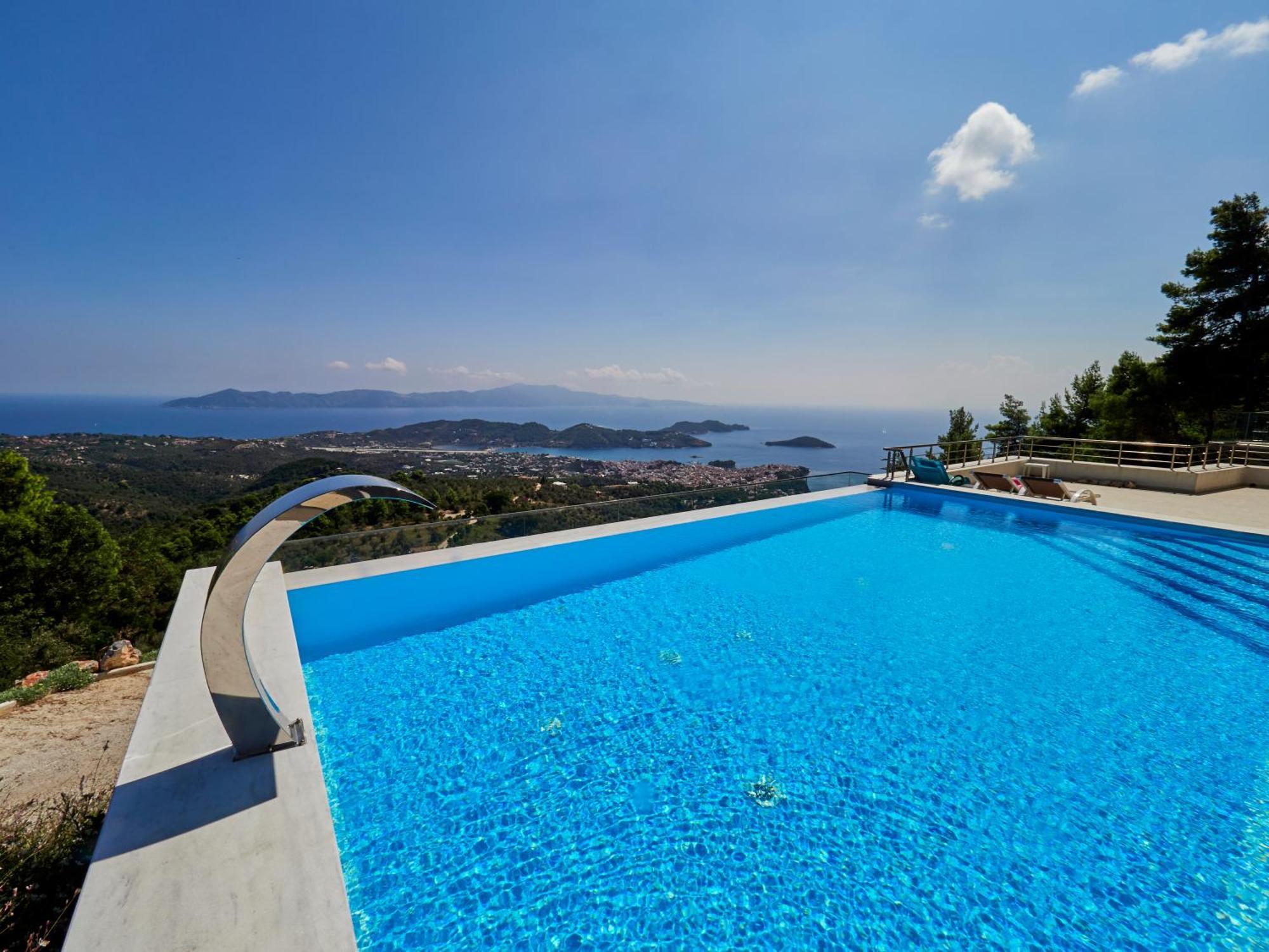 Sky Sea Resort Skiathos Buitenkant foto