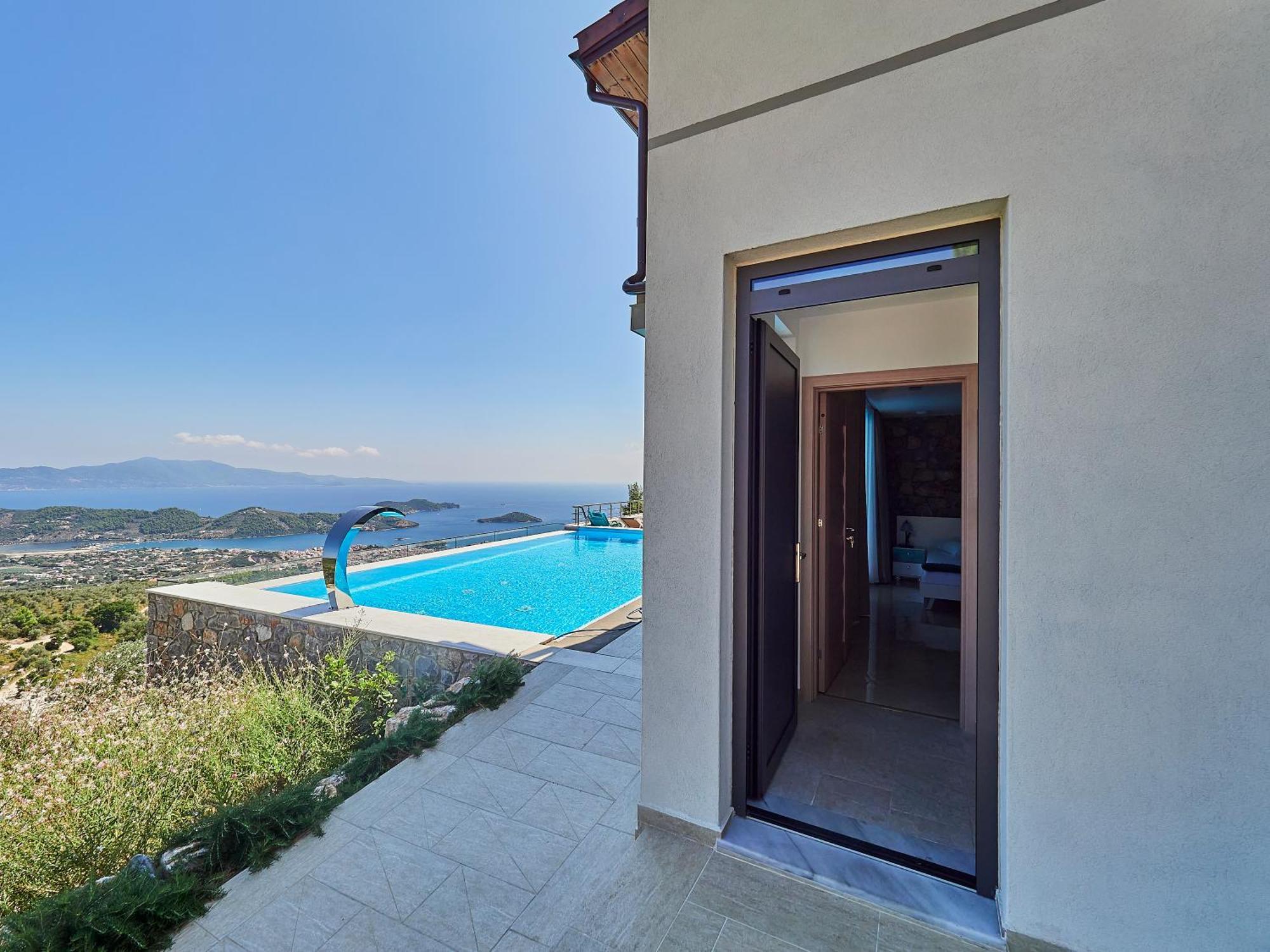 Sky Sea Resort Skiathos Buitenkant foto