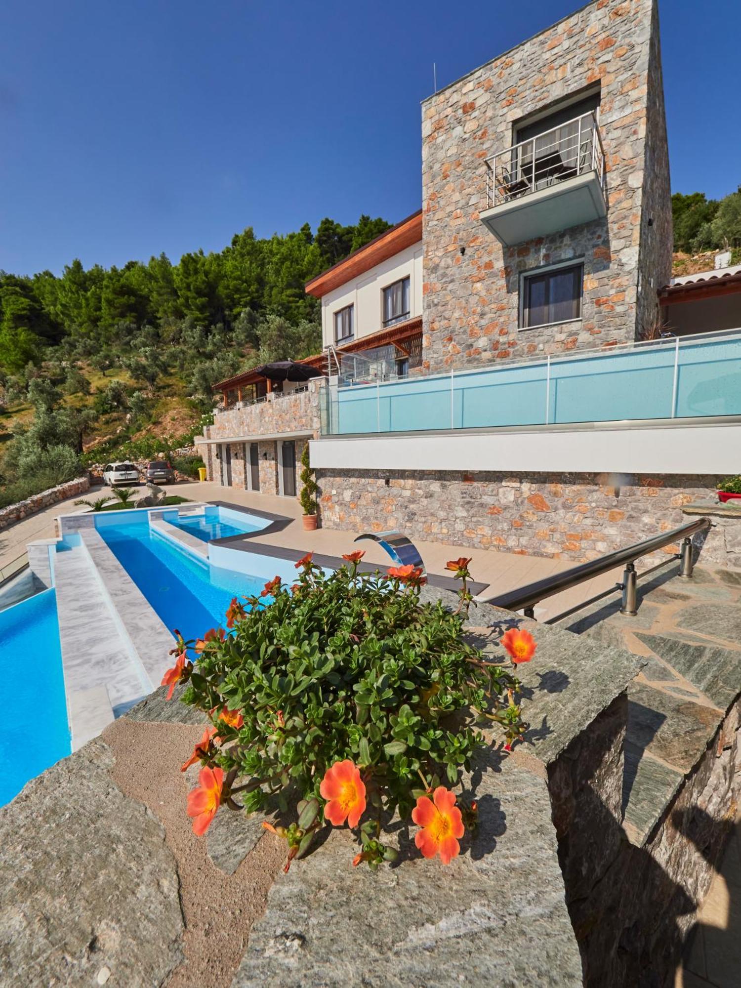 Sky Sea Resort Skiathos Buitenkant foto