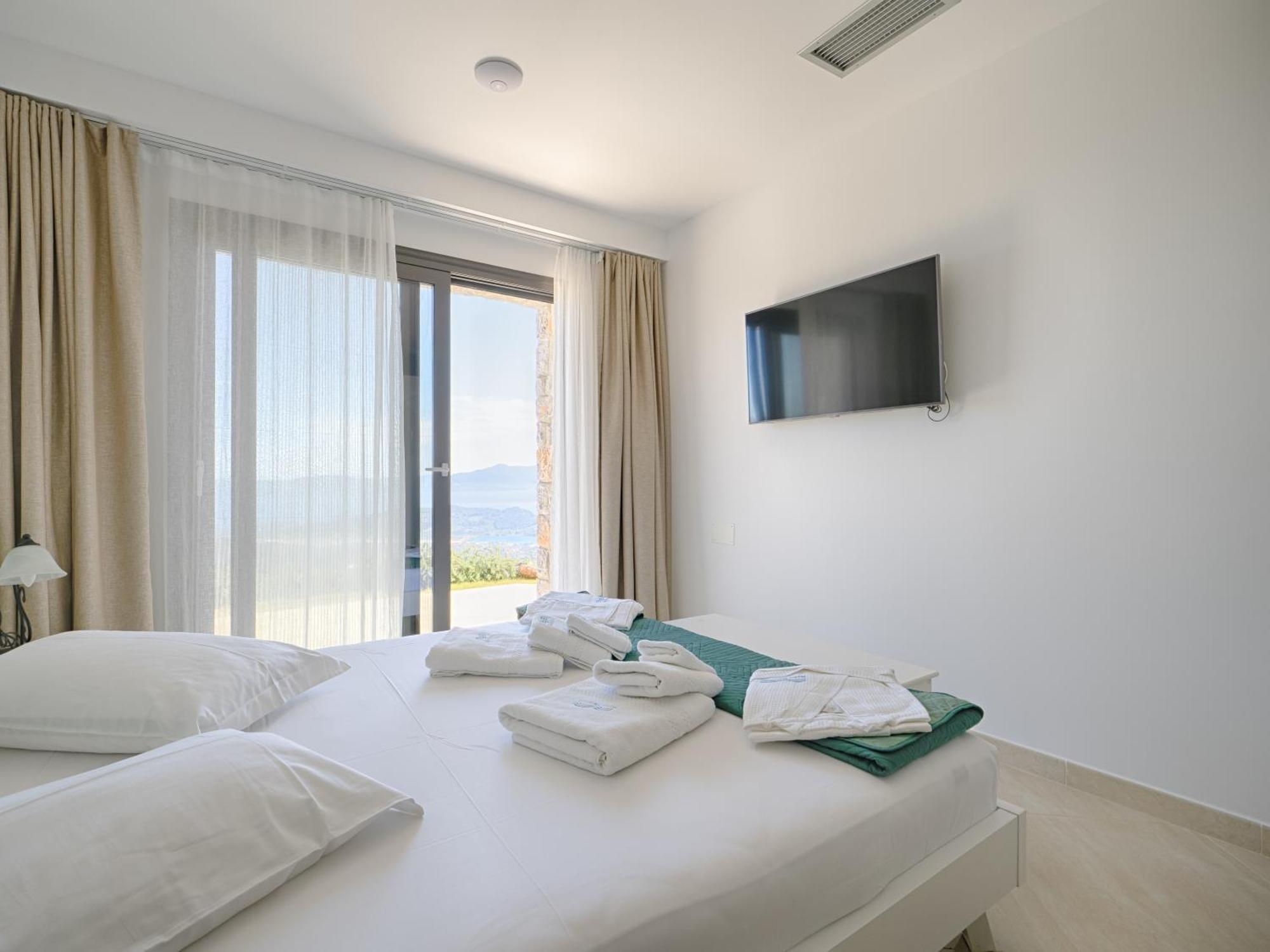 Sky Sea Resort Skiathos Buitenkant foto