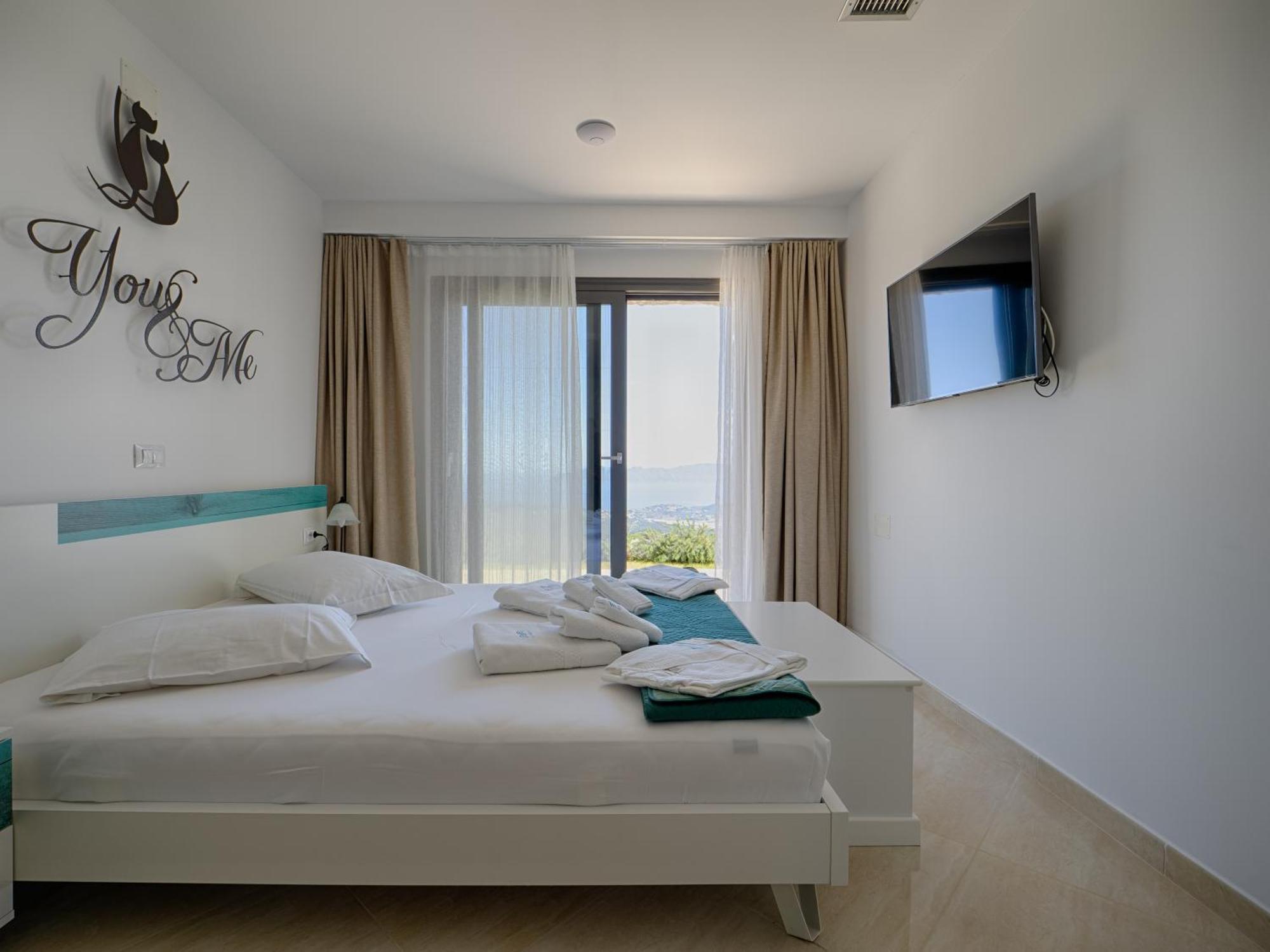 Sky Sea Resort Skiathos Buitenkant foto