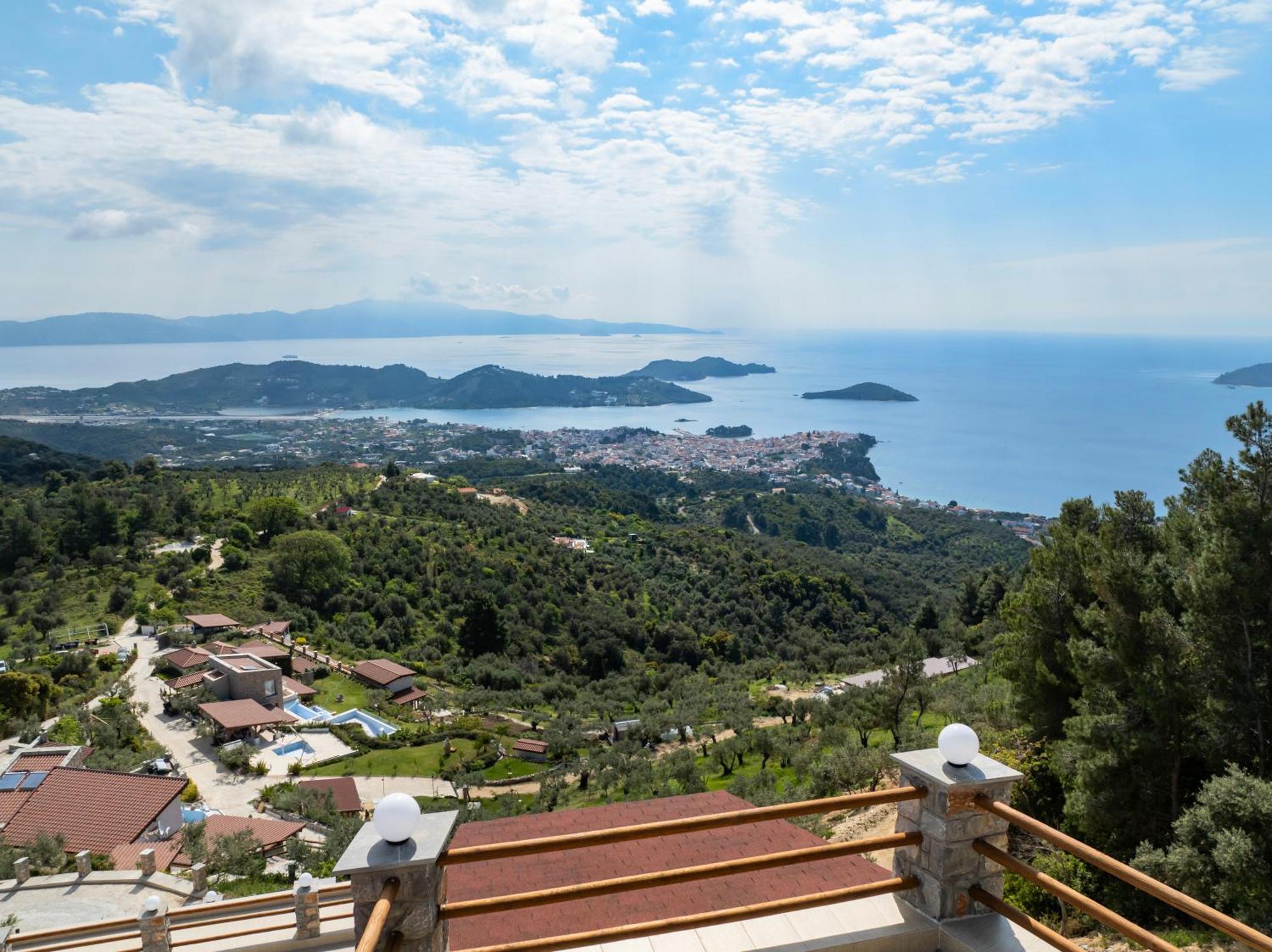 Sky Sea Resort Skiathos Buitenkant foto