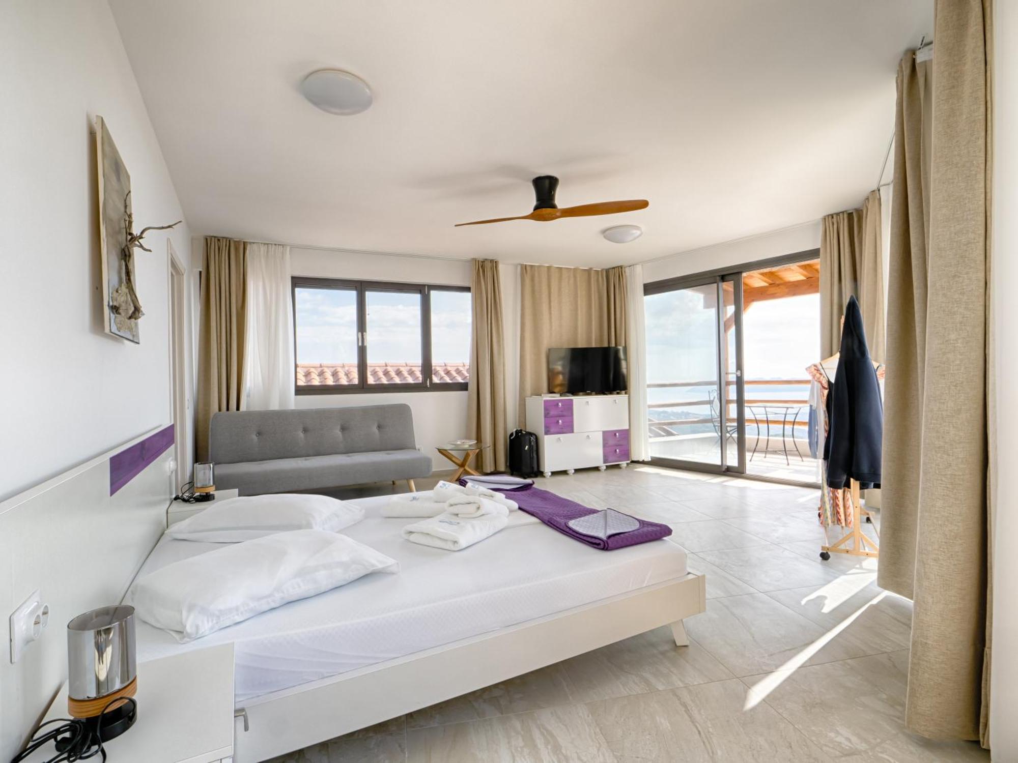 Sky Sea Resort Skiathos Buitenkant foto